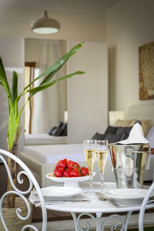 Luxury & 2*
